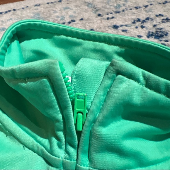 Adidas Size 7 Youth activeware jacket - Picture 7 of 8